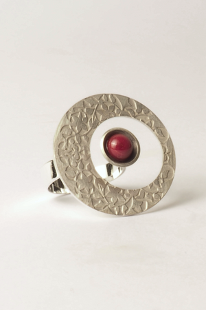 anillo inspirado arquitectura alhambra artesania granadina joyeria artesanal espanola