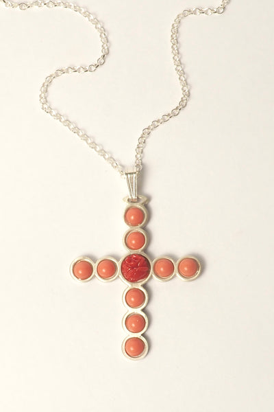colgante inspirado en la fiesta andaluza de las cruces plata de ley y coral joyeria artesanal granada