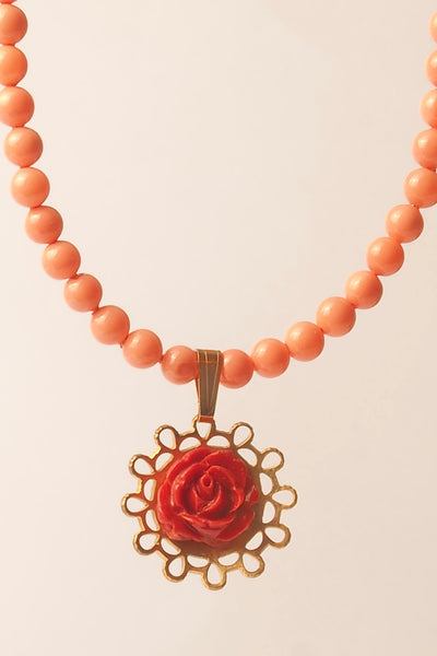 Collar de Coral Las Flores Oro