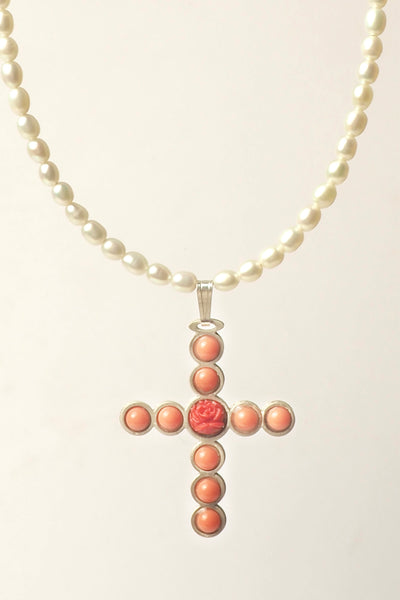 Collar de perlas  cruz de mayo plata