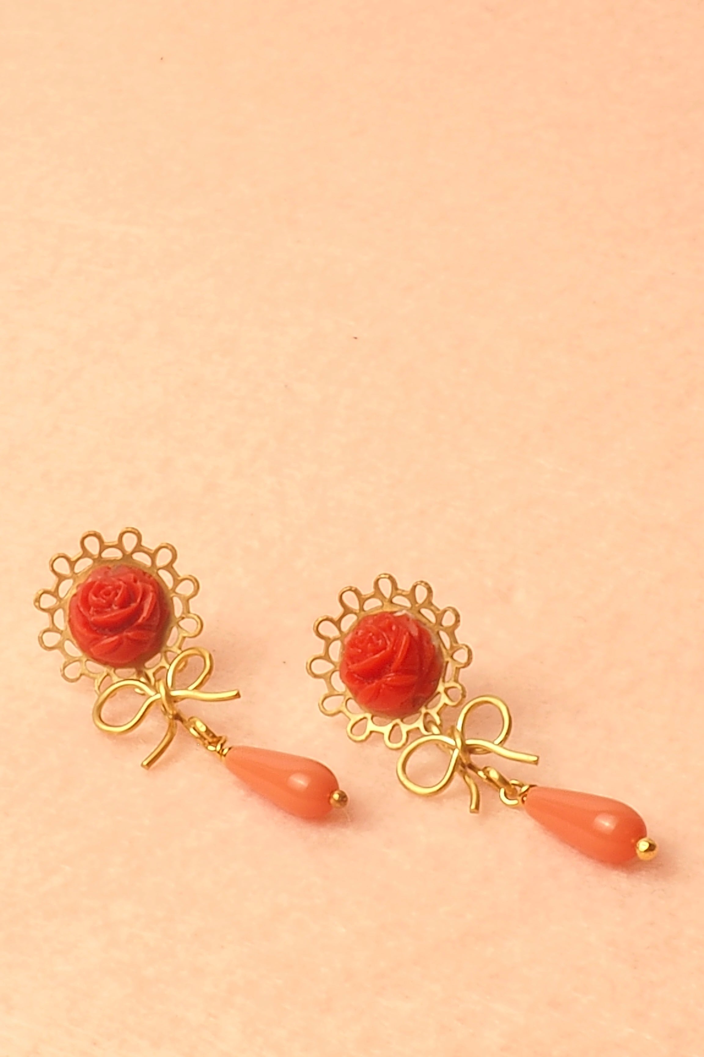Pendientes Un Ramito de Flores Oro