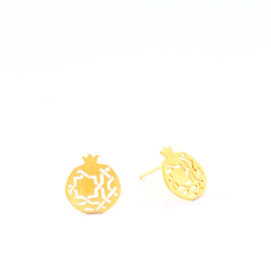 Granada no. 3. . Gold plated silver. PLATÓNICA, contemporary signature jewelry. manufactured in our workshop in Albaicin, Granada, Spain. Handmade jewelry. Alhambra Jewels, Granada. Granada crafts. Jewels made from Andalusia.