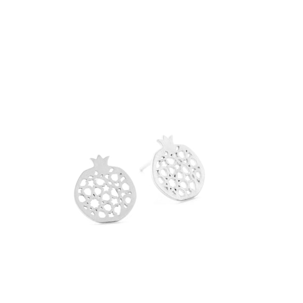 granada no.4 through earrings. 925 silver. Sterling silver. PLATÓNICA, contemporary signature jewelry. manufactured in our workshop in Albaicin, Granada, Spain. Handmade jewelry. Alhambra Jewels, Granada. Granada crafts. Jewels made of Andalusia.