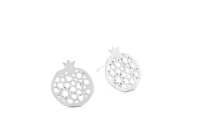 granada no.4 through earrings. 925 silver. Sterling silver. PLATÓNICA, contemporary signature jewelry. manufactured in our workshop in Albaicin, Granada, Spain. Handmade jewelry. Alhambra Jewels, Granada. Granada crafts. Jewels made of Andalusia.